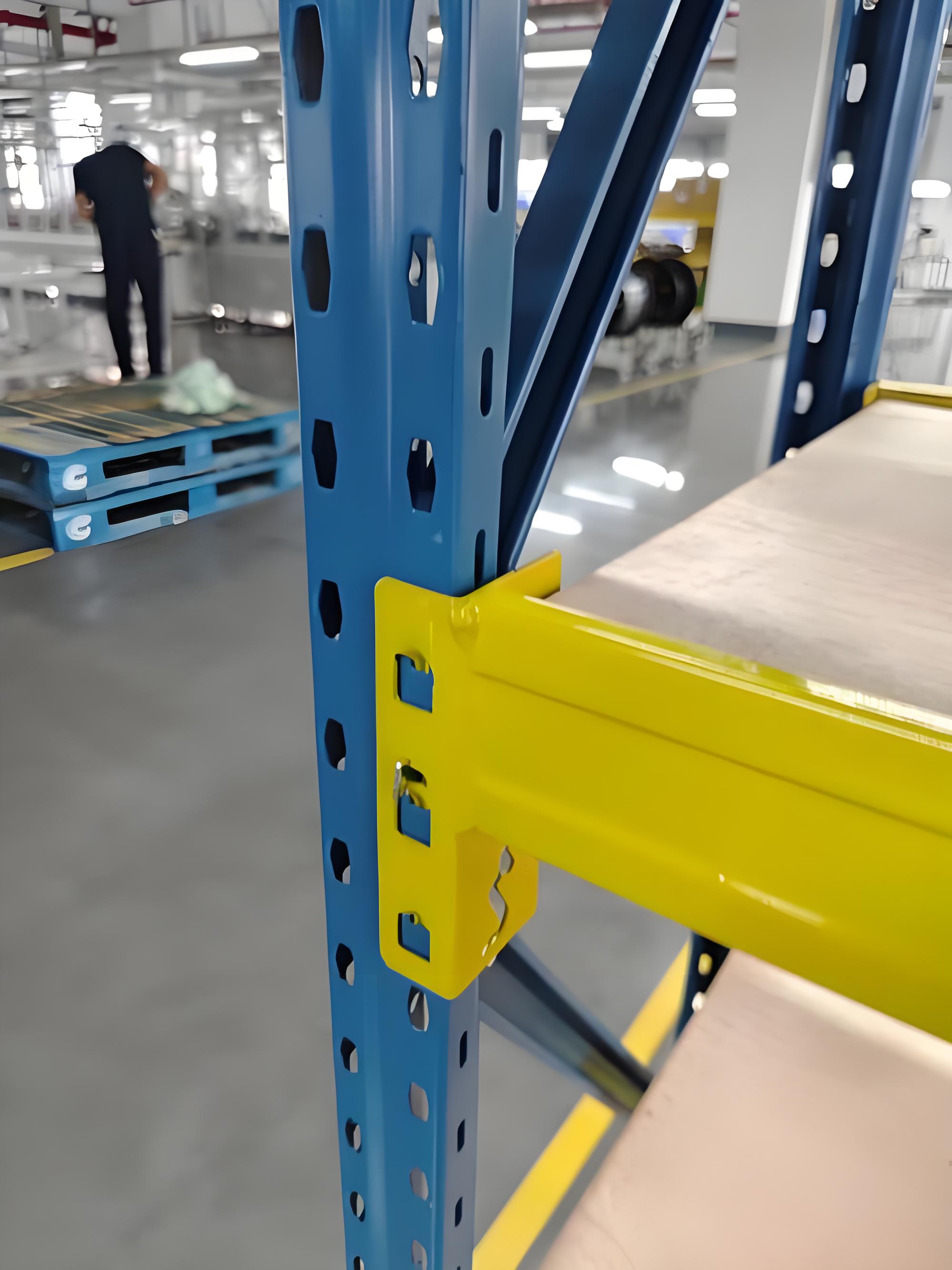Beam hook connection detail